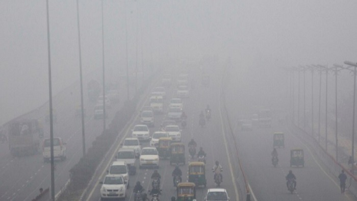 তীব্র শীতে কাঁপছে ঢাকা, তাপমাত্রা বাড়ার আভাস