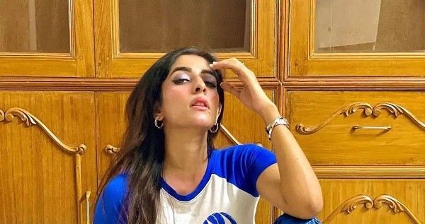 বাসা থেকে মডেল তানজিম তাসনিয়ার ঝুলন্ত মরদেহ উদ্ধার