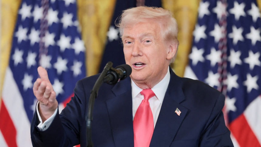 নিজেকে ভেনেজুয়েলার ভারপ্রাপ্ত প্রেসিডেন্ট ঘোষণা করলেন ট্রাম্প