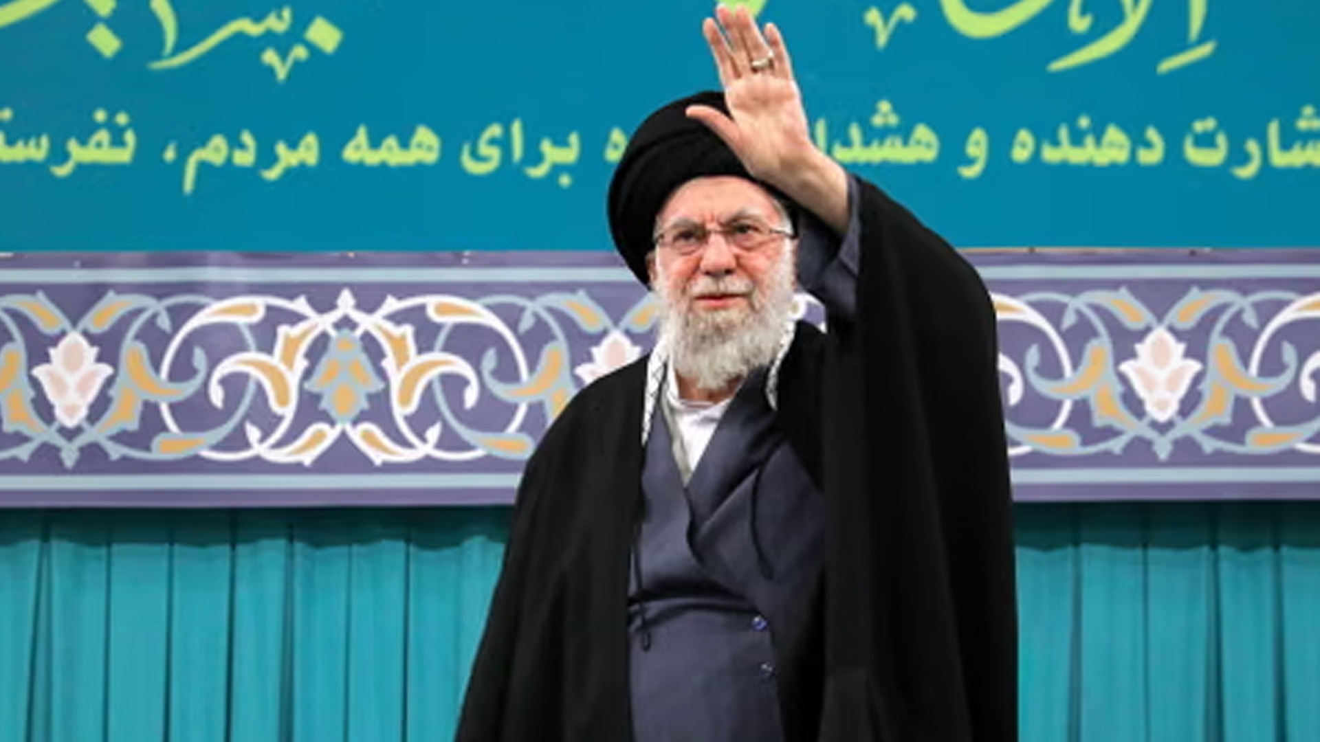 পূর্ণমাত্রার যুদ্ধের হুঁশিয়ারি ইরানের