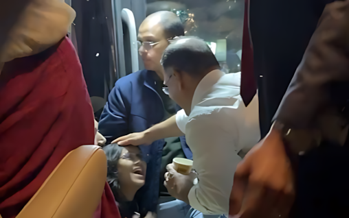 ‘রক্তে রাজনীতি, মানুষের সেবা করেই এগোতে চাই’ : তারেক রহমানকে বললেন কিশোরী