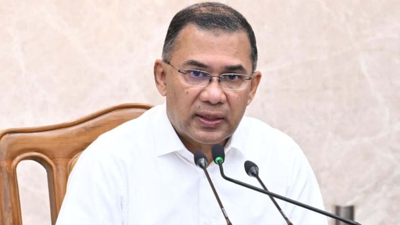 রাজধানীর যানজট নিরসনে বিশেষজ্ঞদের সাথে প্রধানমন্ত্রীর বৈঠক