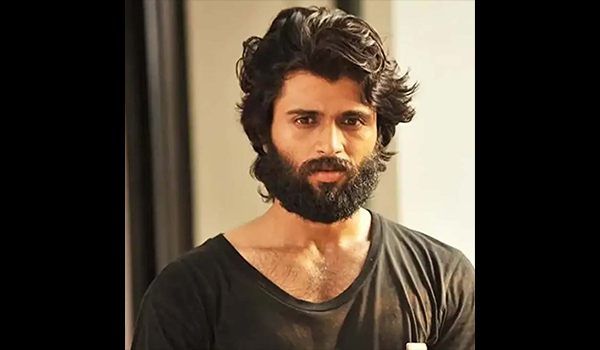 হাসপাতালে ভর্তি বিজয় দেবরকোন্ডা