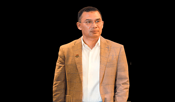 দেশের উদ্দেশে আজ লন্ডন ছাড়বেন তারেক রহমান