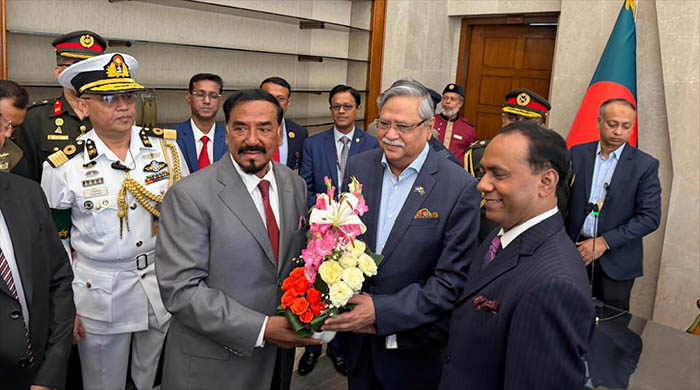 স্পিকার ও ডেপুটি স্পিকাকে শপথ পড়ালেন রাষ্ট্রপতি