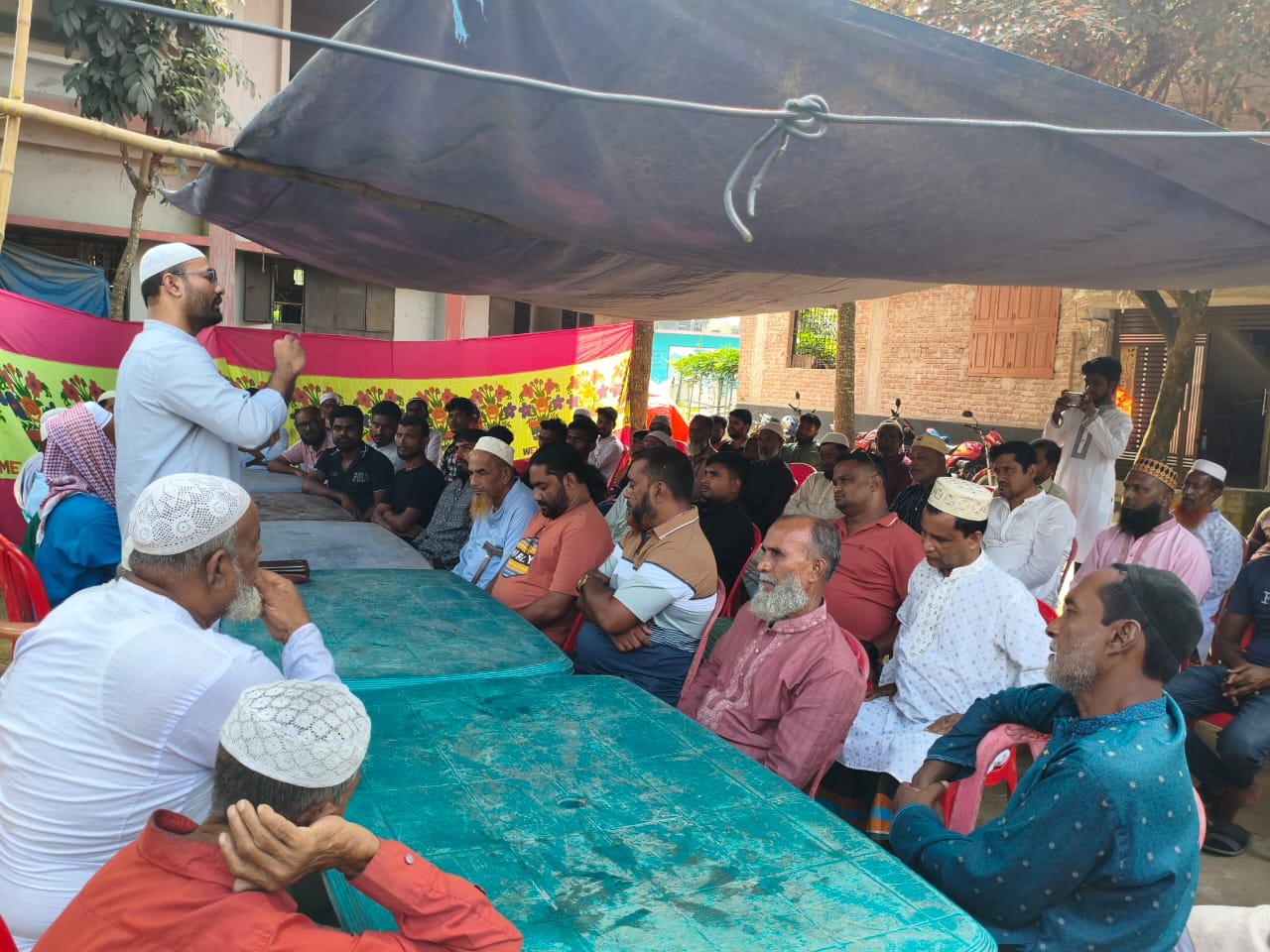 ধানের শীষের পক্ষে ছাত্রদল নেতা সজীবের উঠান বৈঠক