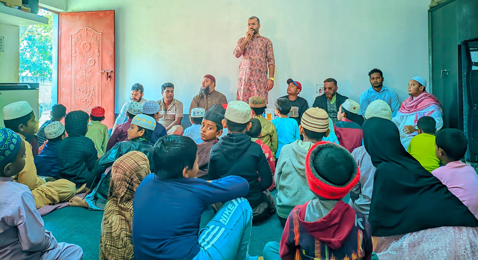 দৌলতপুরে বেগম খালেদা জিয়ার রোগ মুক্তি কামনায় দোয়া মাহফিল