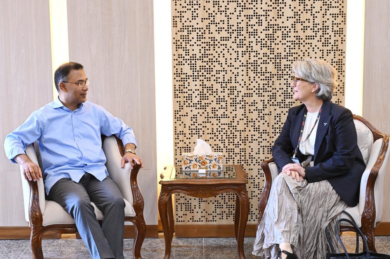 প্রধানমন্ত্রীর সঙ্গে টেলিনর গ্রুপের প্রেসিডেন্টের সাক্ষাৎ