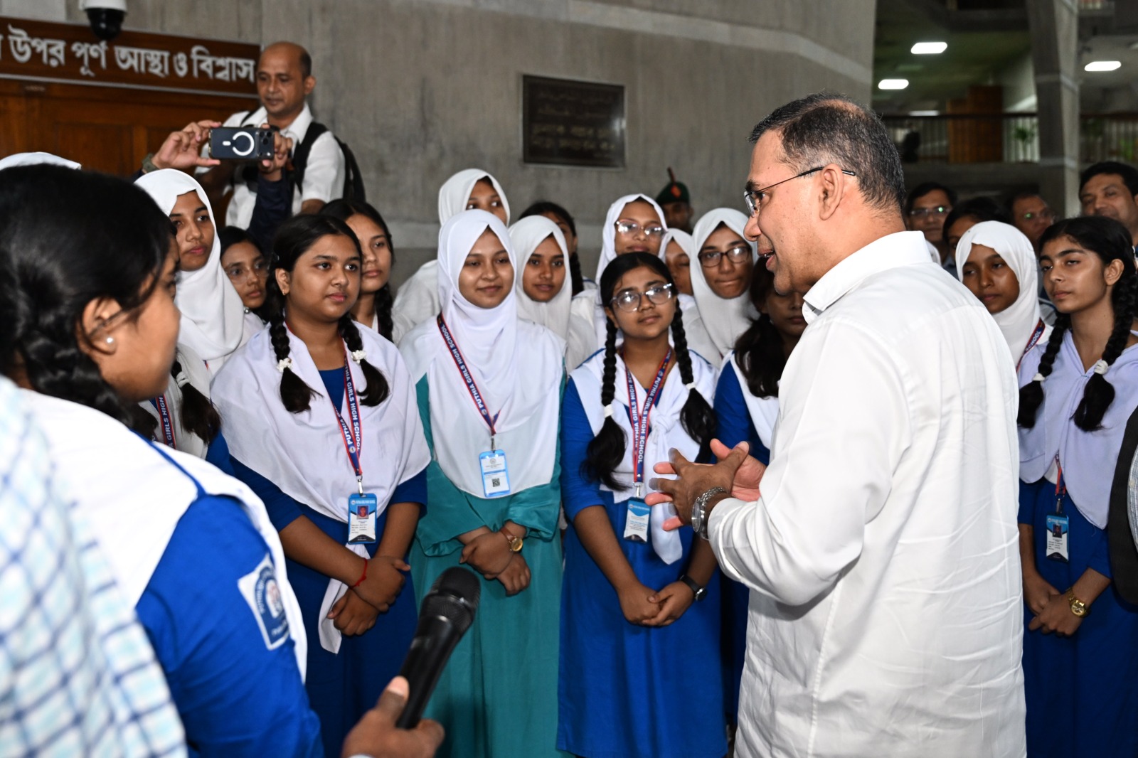 প্রাণিকুলের প্রতি ভালোবাসা ও যত্নশীল হতে শিক্ষার্থীদের প্রতি প্রধানমন্ত্রীর আহ্বান