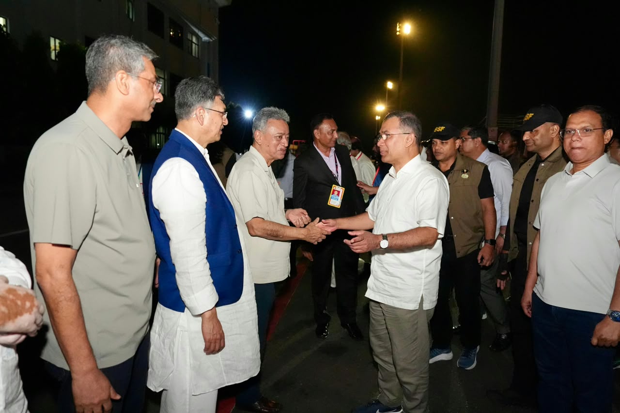 চট্টগ্রামে পৌঁছেছেন প্রধানমন্ত্রী তারেক রহমান