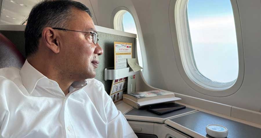 সিলেট বিমানবন্দরে পৌঁছেছেন তারেক রহমান