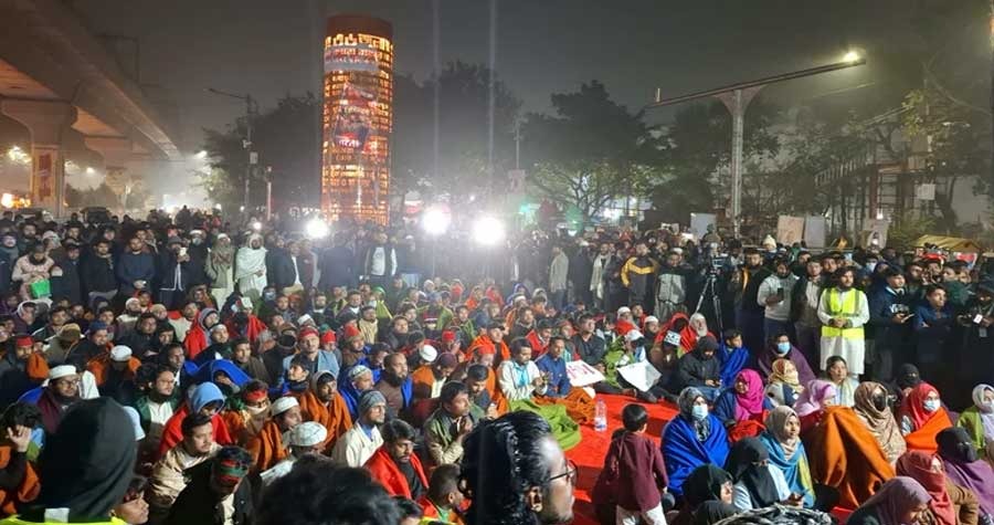 চার দফা ঘোষণা দিয়ে শাহবাগ ছাড়লেন ইনকিলাব মঞ্চ