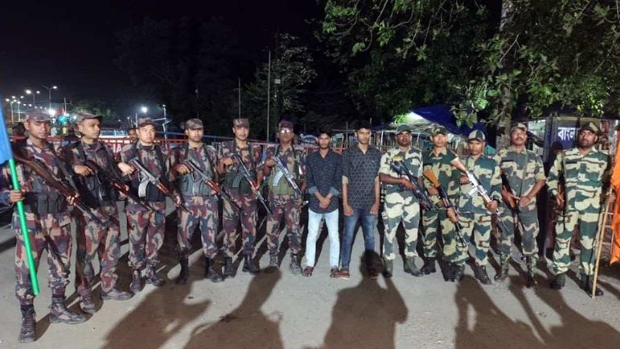 বিএসএফ ধরে নিয়ে যাওয়া দুই বাংলাদেশিকে ফেরত আনল বিজিবি