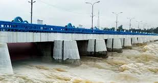 পানি বাড়ায় খুলে দেওয়া হলো তিস্তা ব্যারাজের ৪৪টি গেট