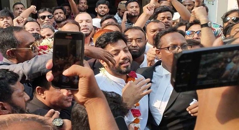 ইশরাকের শপথ : আদালতের রায়ের অপেক্ষায় স্থানীয় সরকার মন্ত্রণালয়
