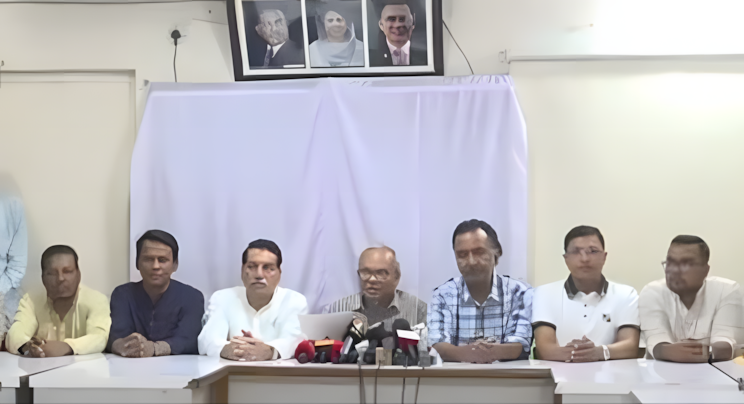 দলের কেউ যেকোনো অনৈতিক বা অপরাধমূলক কাজে লিপ্ত থাকলে কঠোর ব্যবস্থা : রিজভী