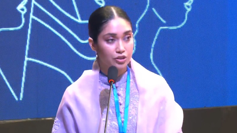 বাংলাদেশের খেলা দেখতে মিরপুর স্টেডিয়ামে জাইমা রহমান