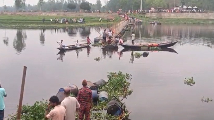 জামালপুরে ভাসমান সেতু ভেঙে নদীতে ডুবে নিহত বেড়ে ৫