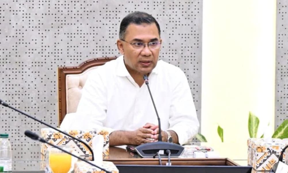 তেলের কৃত্রিম সংকট ও চোরাচালান ঠেকাতে কঠোর নির্দেশ প্রধানমন্ত্রীর