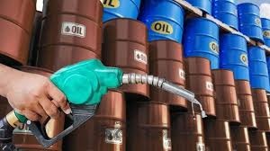 বিকল্প পথে দেশে আসছে আরও এক লাখ মেট্রিক টন জ্বালানি তেল