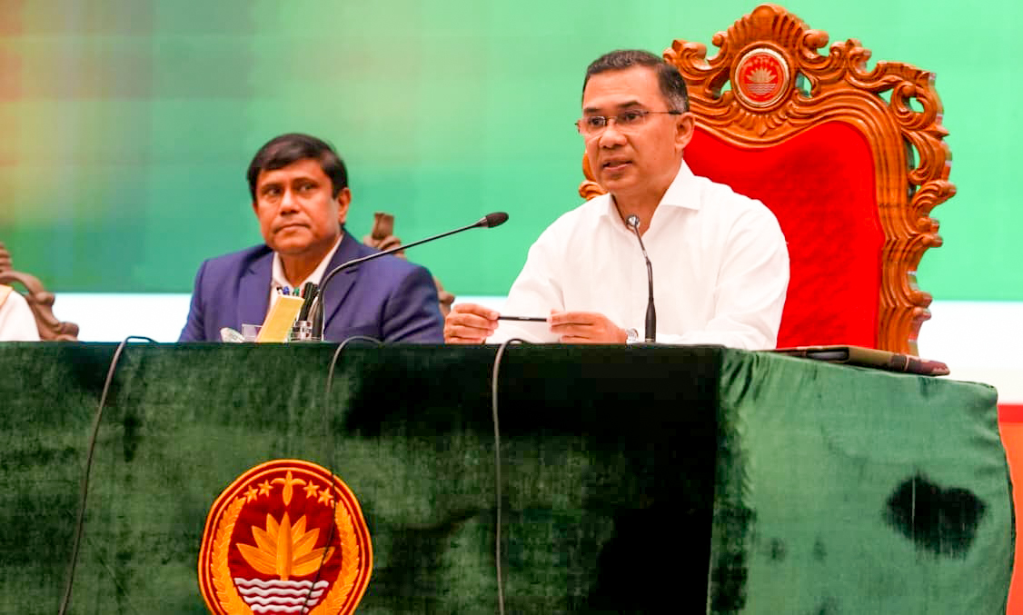 সশস্ত্র বাহিনী রাষ্ট্রের শক্তি ও মর্যাদার প্রতীক : প্রধানমন্ত্রী