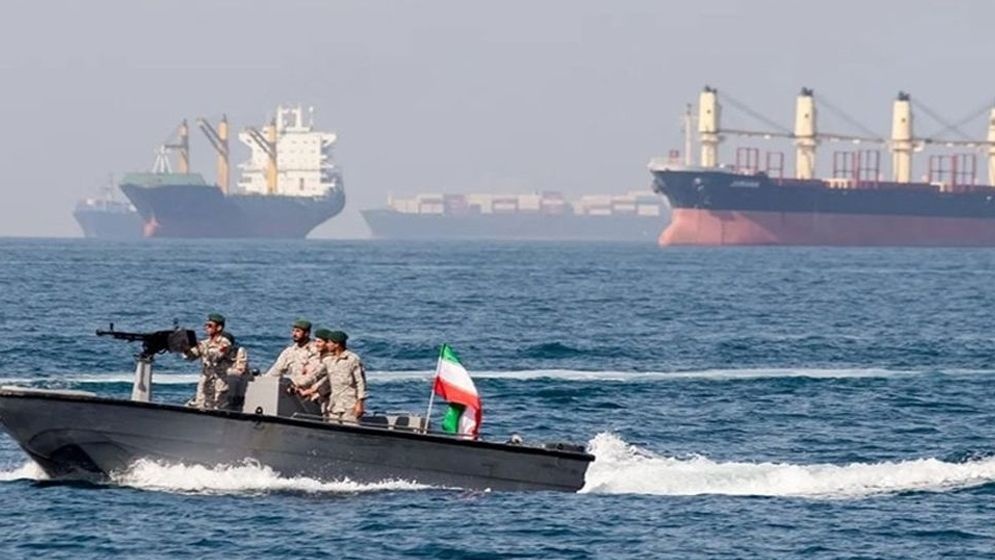 যুক্তরাষ্ট্র অবরোধ না তোলা পর্যন্ত হরমুজ প্রণালি বন্ধ থাকবে: আইআরজিসি