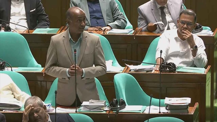 সংসদে শৃঙ্খলা মেনে দৃষ্টান্ত স্থাপন করলেন প্রধানমন্ত্রী