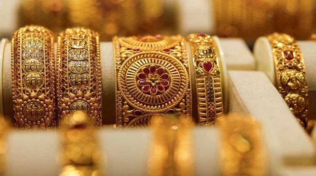 আবারও কমল সোনার দাম