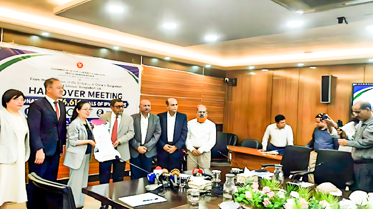 চীনা প্রতিষ্ঠানের ৩ লাখ ৮০ হাজার ডোজ পোলিও ভ্যাকসিন পেল বাংলাদেশ