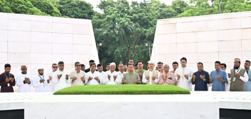 জিয়াউর রহমানের সমাধিতে শ্রদ্ধা নিবেদন করবেন প্রধানমন্ত্রী তারেক রহমান
