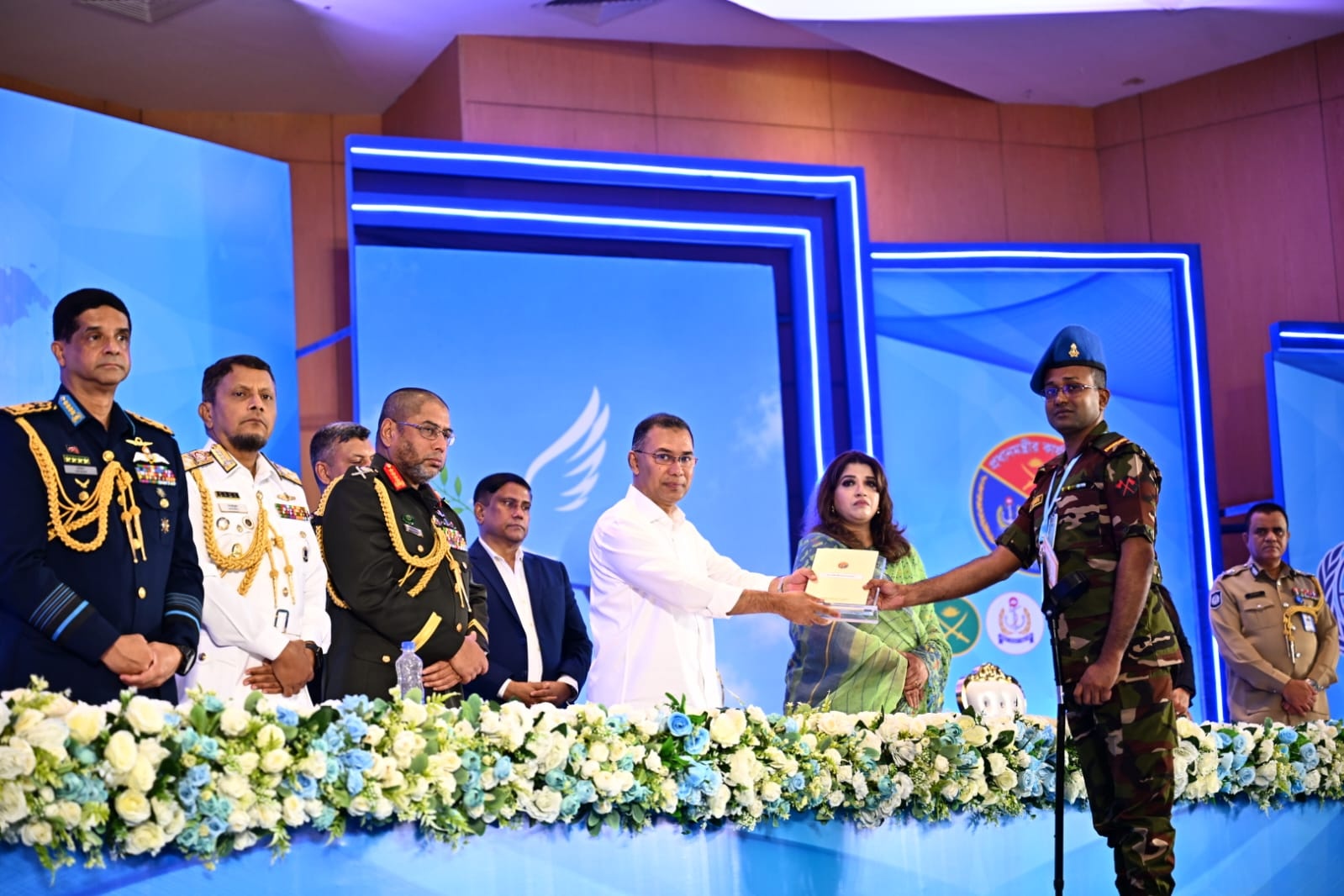 জাতিসংঘ শান্তিরক্ষী দিবসে শহীদ পরিবারকে সম্মাননা দিলেন প্রধানমন্ত্রী তারেক রহমান