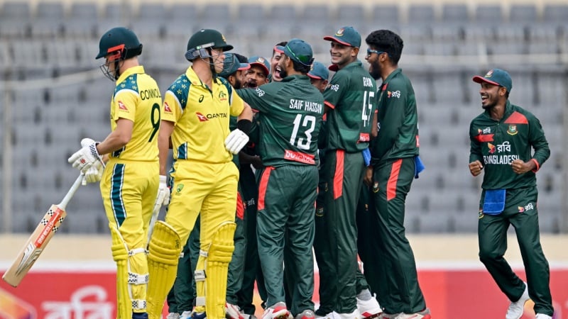 শূন্য রানে ৩ উইকেট হারিয়ে বিপাকে অস্ট্রেলিয়া, স্বপ্নের শুরু বাংলাদেশের
