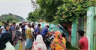 কিশোরগঞ্জে ট্রাকের চাপায় অটোরিকশার দুই যাত্রী নিহত