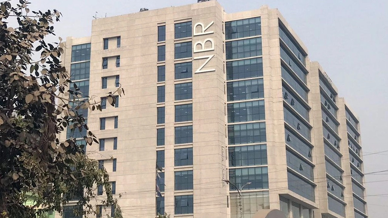 করদাতাদের অডিটের ভয় দেখিয়ে অর্থ আদায়, এনবিআরের কঠোর সতর্কবার্তা