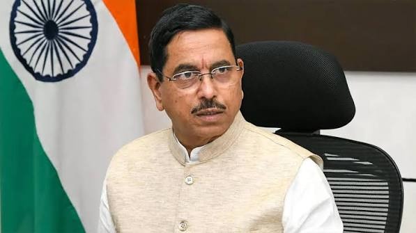 ভারতের নতুন শিক্ষামন্ত্রী প্রহ্লাদ জোশী