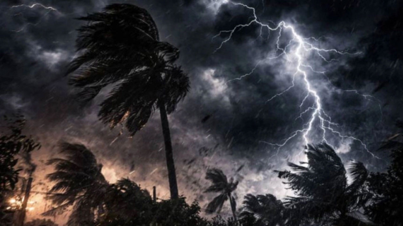 সন্ধ্যার মধ্যে ৬ জেলায় ঝোড়ো হাওয়াসহ বজ্রবৃষ্টির আভাস
