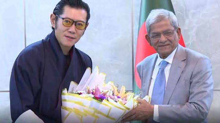 ঢাকায় যাত্রাবিরতিতে ভুটানের রাজার সঙ্গে রাষ্ট্রপতির সৌজন্য সাক্ষাৎ