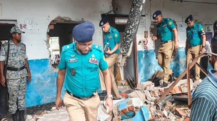 স্বাস্থ্যকেন্দ্রে হামলা-লুটপাট: ৯ জন গ্রেপ্তার, উদ্ধার দুই ট্রাক মালামাল