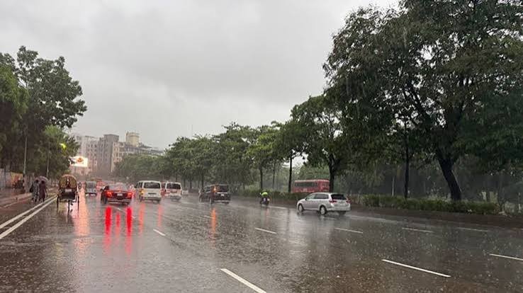 রাজধানীতে বৃষ্টির আভাস, কমতে পারে তাপমাত্রা