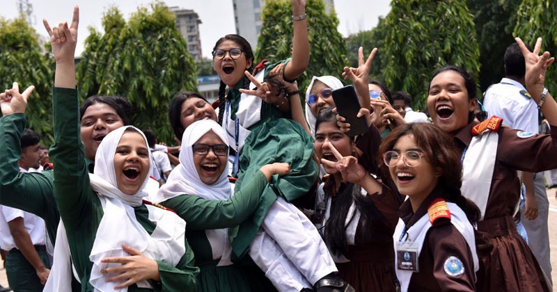 এসএসসি ও সমমানের ফল প্রকাশ, পাসের হার ৬৮.৪৫