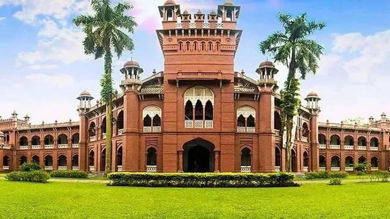 ঢাবির কার্যক্রম ১৫ দিনের জন্য বন্ধ ঘোষণা, হল ছাড়ার নির্দেশ