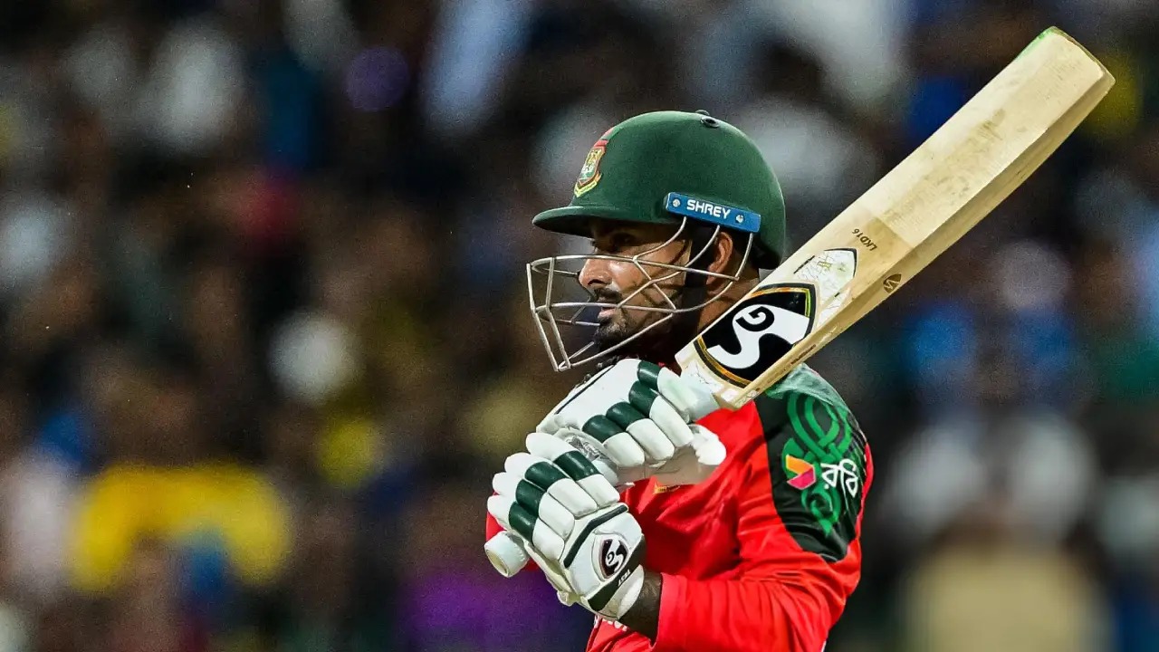 ব্যাট হাতে ইতিহাস গড়লেন লিটন