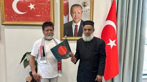 মুক্তি পেয়ে তুরস্কে পৌঁছেছেন শহিদুল আলম
