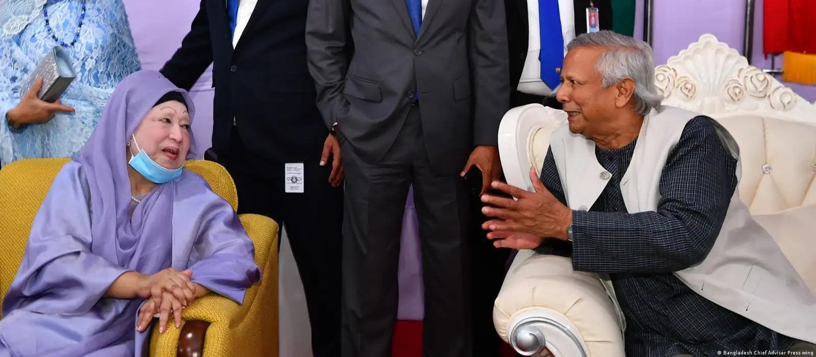 সেনাকুঞ্জে পৌঁছেছেন বেগম খালেদা জিয়া