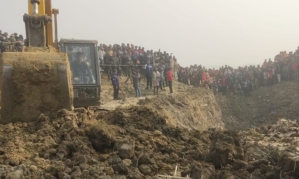 এখনো উদ্ধার করা যায়নি রাজশাহীতে কূপে পড়া শিশু স্বাধীনকে