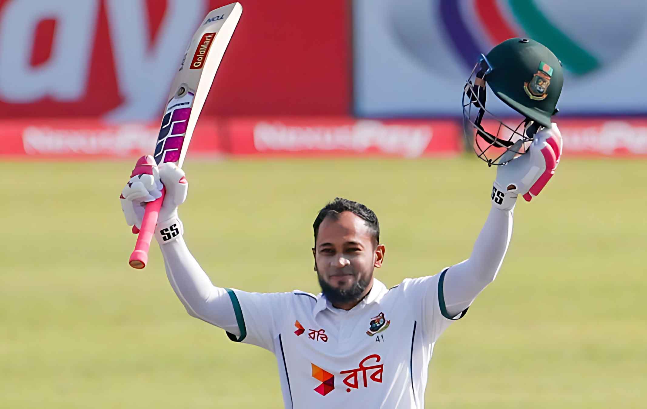 মুশফিকের সেঞ্চুরিতে দ্বিতীয় টেস্টে শক্ত অবস্থানে বাংলাদেশ