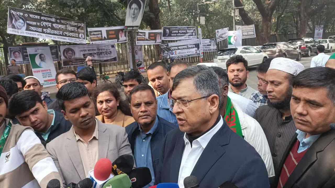 খালেদা জিয়ার আসনে বিএনপির প্রার্থী হবেন কারা?