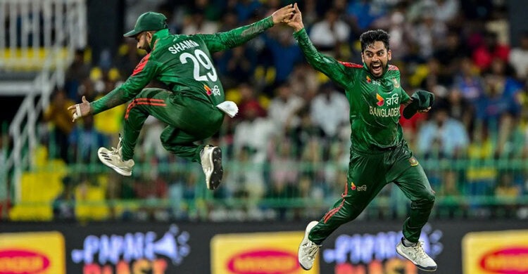 শ্রীলঙ্কার বিরুদ্ধে শ্বাসরুদ্ধকর জয়ে সমতায় ফিরল বাংলাদেশ