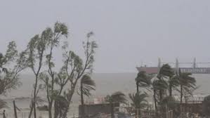 ঢাকাসহ দেশের ১০ অঞ্চলে ঝড়ের আভাস, নদীবন্দরে সতর্কতা