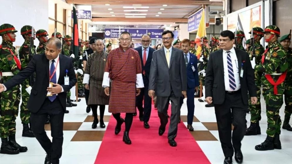 ঢাকা ছাড়লেন ভুটানের প্রধানমন্ত্রী তোবাগে